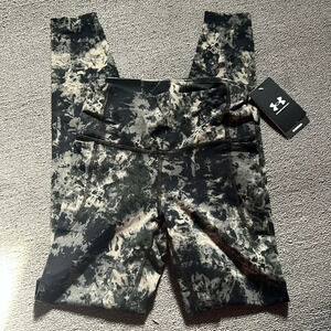 Under Armour Leggings Size XS NWT